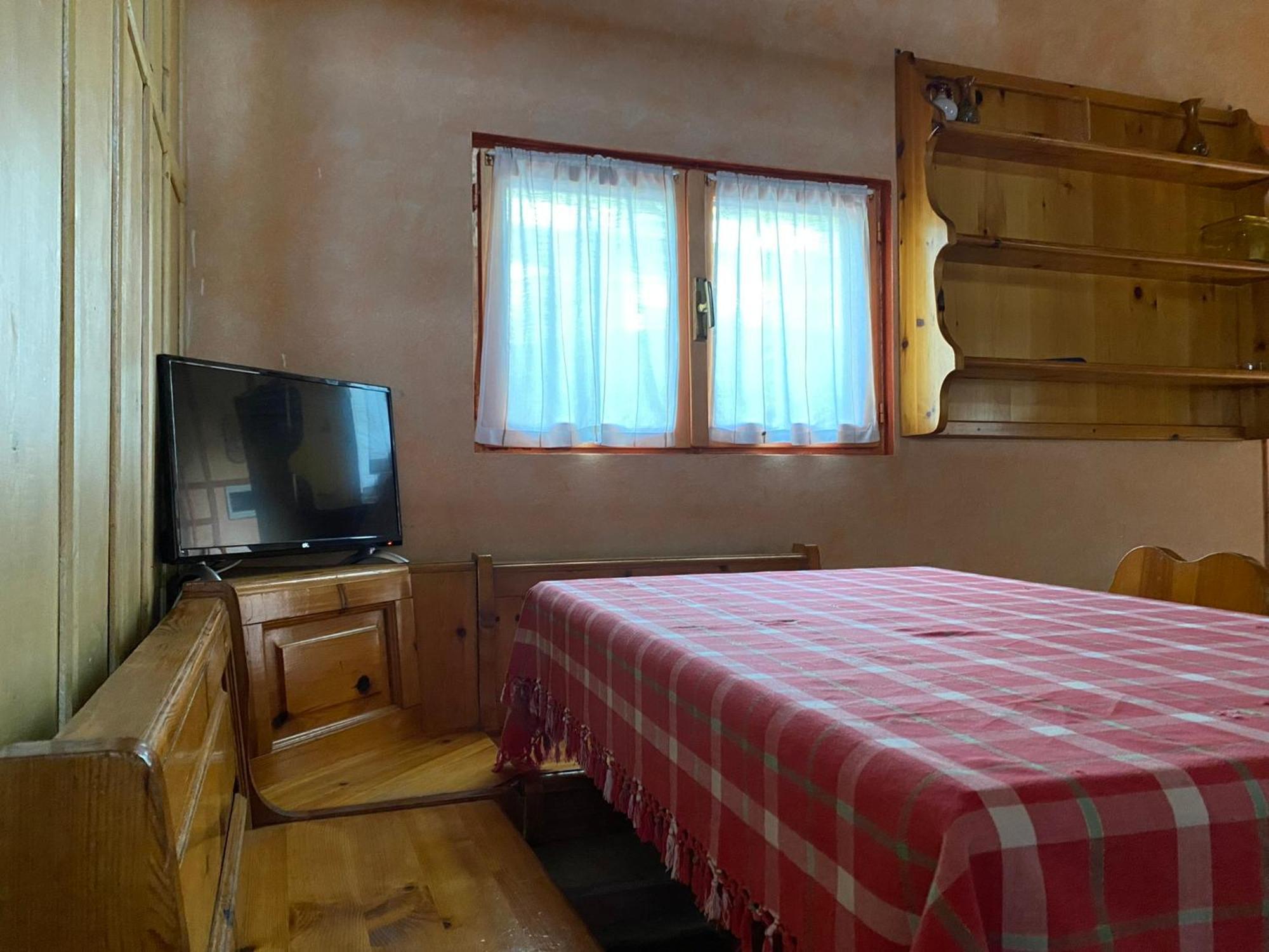 Camping Montorfano Экстерьер фото